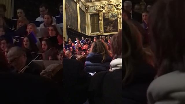 Kirie. Requiem. Mozart смотреть онлайн