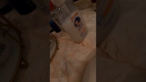 перчатками по голове 🤕