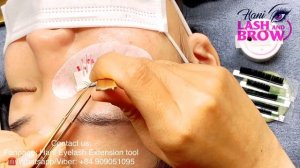 HOW TO APPLY CLASSIC EYELASH EXTENSIONS FOR BEGINNERS