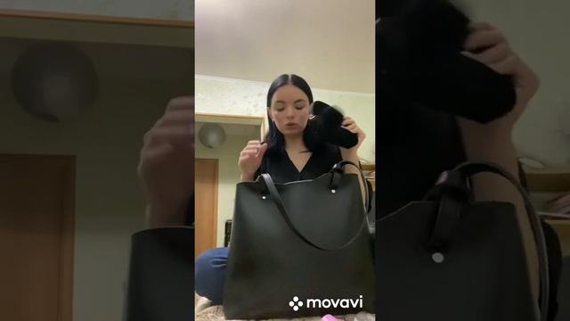 Собираю сумку в универ/Что лежит у меня в сумке смотреть онлайн