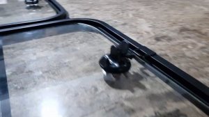 Форточка малая кабина ЮМЗ-6 Правая/Левая