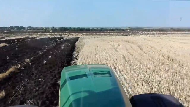 JOHN DEERE оранка (Джон дір 8335)