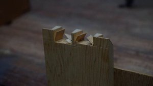 Изготовление коробки (шкатулки) с крышкой - задвижкой . Соединения на ласточкин хвост.