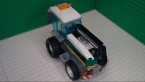 Транспортировщик комбайна Lego CITY 60223. Быстрая сборка. Мультик.