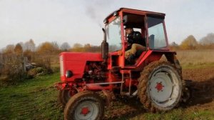 Вспашка . Трактор т 25. Tillage.  Tractor t 25.