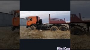 Учимся ездит на камазе, но в итоге... Смотрите до конца🙊