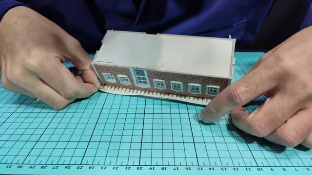 Redutex, hyperrealistic, easy and fast. For the world of modelling, models and dioramas смотреть онлайн