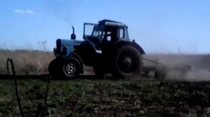 Пахота  МТЗ-80, плугом ПЛН-3-35