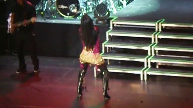 Nicole Scherzinger - Buttons, Jai-Ho, Wait a minute, I will survive, Hush Hush смотреть онлайн