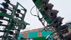 Посевной комплекс John deere 1890