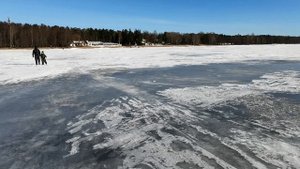 На льду Фиского залива весной.