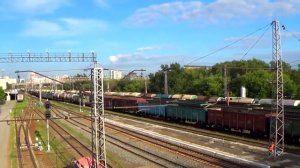 Влог. Макс и Папа покупают билеты на поезд и смотрят поезда