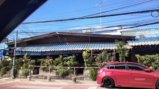 просто день, дорога, дома, переулки. солнечно джомтьен jomtien จอมเทียน . по улицам паттайи