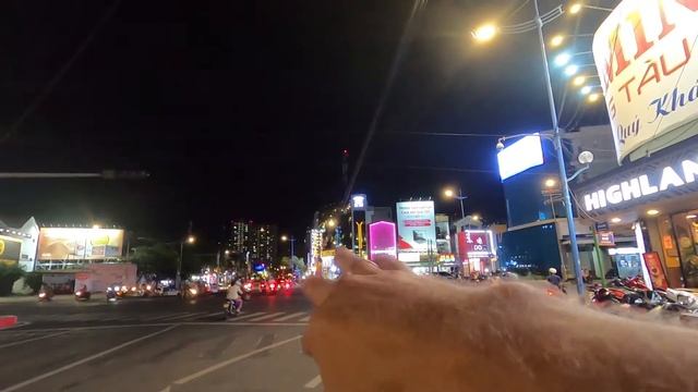 Crazy bokeh lens_ Meyer Optics 100mm f2.8 смотреть онлайн