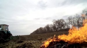 бороную по пахоте юмз 6 на спарке день 2  (  21 марта 2020 )