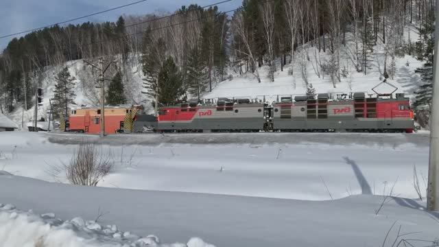 Снегоочиститель в работе на перегоне "Кошурниково - Щетинкино" | Железная дорога зимой | РЖД