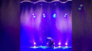 шоу "Под дождём"