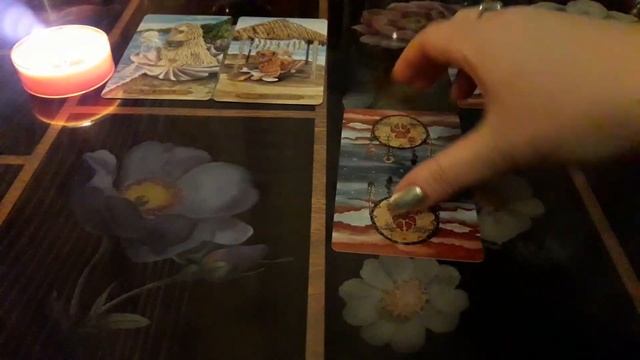 ЧТО ДУМАЕТ/ЧУВСТВУЕТ К ВАМ ЗАГАДАННЫЙ ЧЕЛОВЕК?ТАРО РАСКЛАД смотреть онлайн