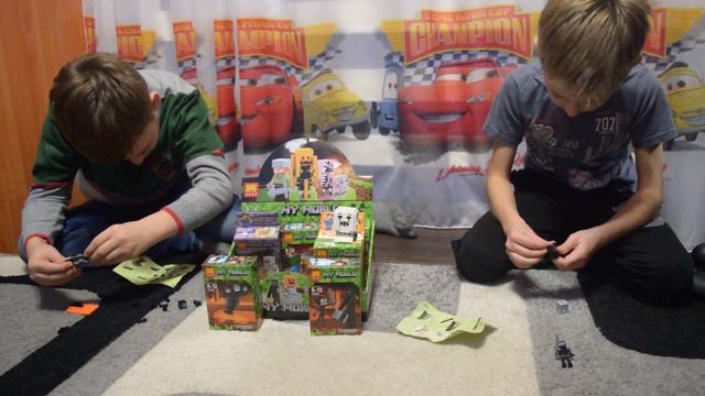 СОБИРАЕМ ГЕРОЕВ МАЙНКРАФТ смотреть онлайн