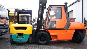 TOYOTA 5FD70