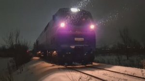 НОЧНОЙ ТЭ33АС-0040 СО СНЕГООЧИСТИТЕЛЕМ. УСТЬ-КАМЕНОГОРСК