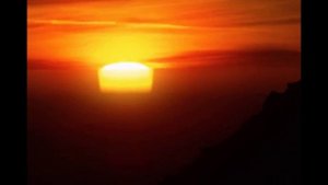 КАК ЖИЗНЬ ПРОХОДИТ БЫСТРО