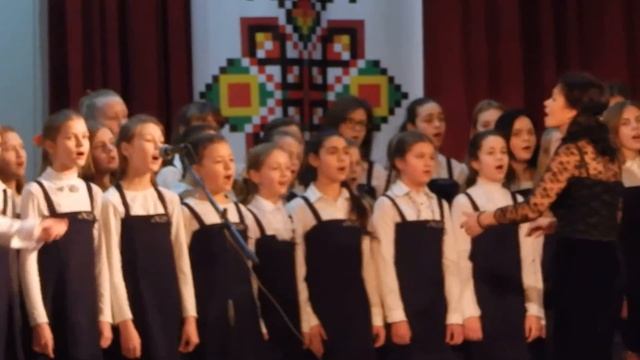 "Алилуя". Естрадний ансамбль та хор "БАРВИ" ТДМШ №1 ім. В.Барвінського. Солістка Еля Атаманчук смотреть онлайн