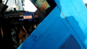 Купил мтз 50, кидает масло в выхлопную...