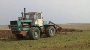 Чем Советские трактора Т150К и К-700 отличаются друг от друга?