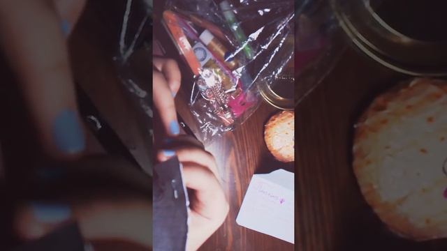 Прислали косметику вместо слаймов ? Косметика от Шанель? смотреть онлайн