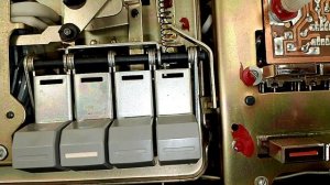 Назад в СССР | Катушечный магнитофон "Эльфа 201-3 стерео" | Вскрываем: что с ним произошло за 36 лет