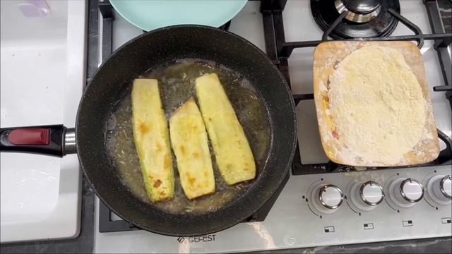 Мини рулет из кабачков - наш вариант суши! #рулетизкабачков, #сушипонашему, #кулинария, #рецепт,