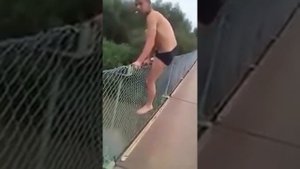 Лопнули трусы Смешное видео хохма