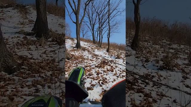 Эндуро в снегу в грязи и листьях 9 Марта 2025 🎸 Рок ЭНДУРО смотреть онлайн