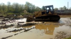 Бульдозер болотник