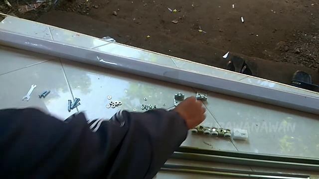 Tutorial merakit rail sliding merk sevittro смотреть онлайн