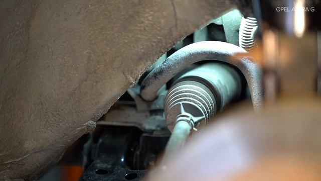 Πώς αντικαθιστούμε σινεμπλοκ ζαμφορ σε OPEL ASTRA G CC (F48, F08) [ΟΔΗΓΊΕΣ AUTODOC] смотреть онлайн