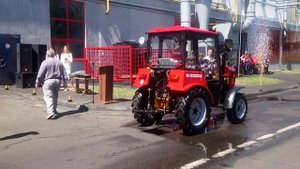 Выпуск 25000 трактора на ОАО 'Бобруйский завод тракторных деталей и агрегатов'