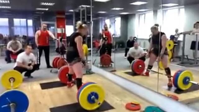 Nadezhda Talikova Russian Powerlifting /Deadlift 185 kg/ смотреть онлайн