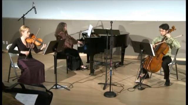 Amethyst Trio - Brahms Hungarian Dance #4 смотреть онлайн