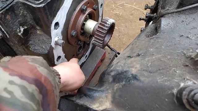 ролик про дибилковатых конструкторов из ВТЗ. смотреть онлайн