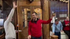 Домбай , Профсоюз ТАМАНЬНЕФТЕГАЗ поднял профсоюзные флаги и флаг ОТЭКО на высоту более 3000 метров