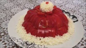 Салат КРАСНАЯ ШАПОЧКА или ШАПКА ДЕДА МОРОЗА. Салат на НОВОГОДНИЙ СТОЛ !!