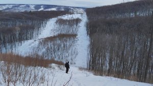 А за городом зима!