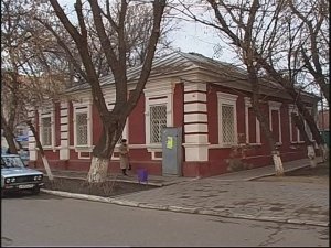 Агония музея медицины: спецрепортаж телеканала "Рен ТВ - Астрахань", март 2009 год