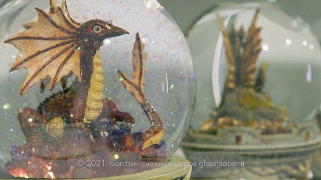 Магазин снежных шаров Glassglobe.ru. Шоу-рум. Showroom of snow globes. 4K смотреть онлайн
