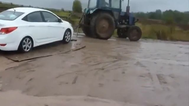 сосед заводит трактор (meme) смотреть онлайн