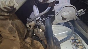 Меняем рычаги в задней подвеске бмв е60