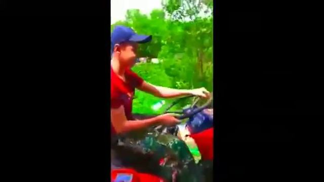 Ездию на тракторе смотреть онлайн