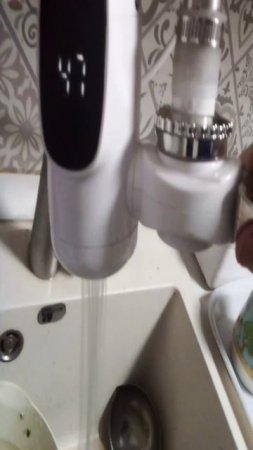 Включение проточного электроводонагревателя: water presser switch